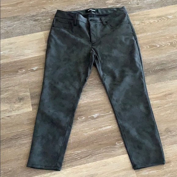 Express-Mid Rise Faux Suede Ankle Leggings EUC - Picture 2 of 6